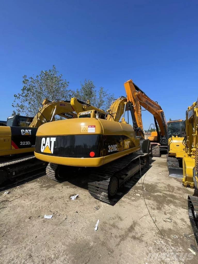 CAT 320 GC Telakaivukoneet