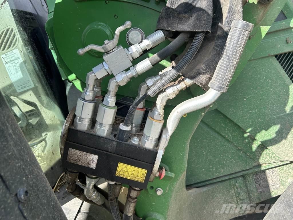 John Deere 6R 120 Traktorit