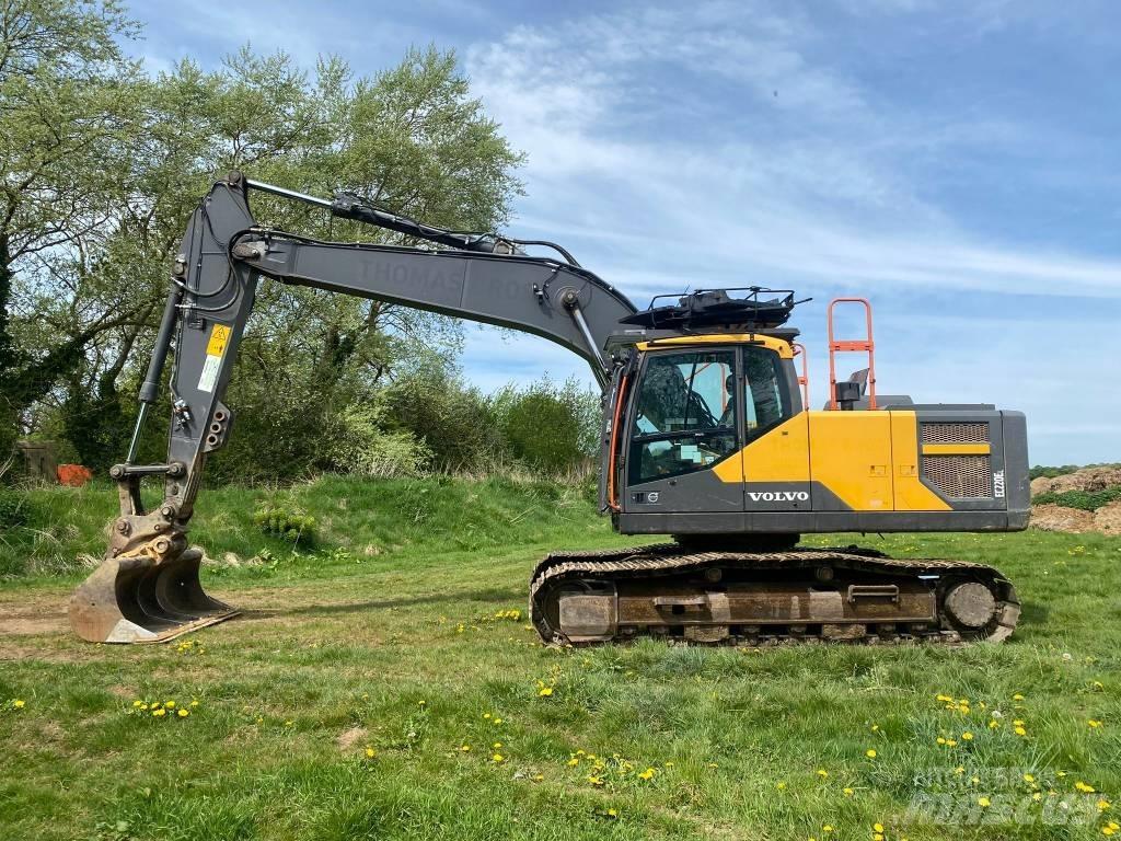 Volvo EC 220 EL Telakaivukoneet