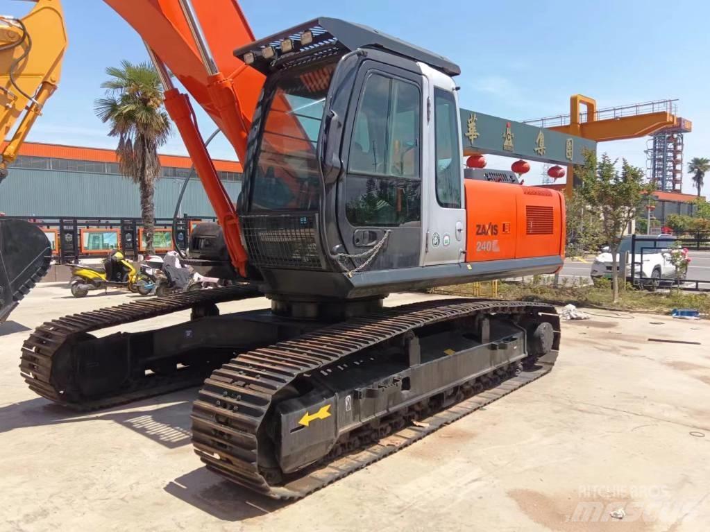 Hitachi ZX 240 Telakaivukoneet