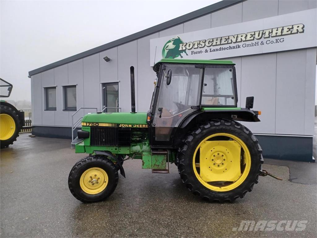 John Deere 1750 Traktorit