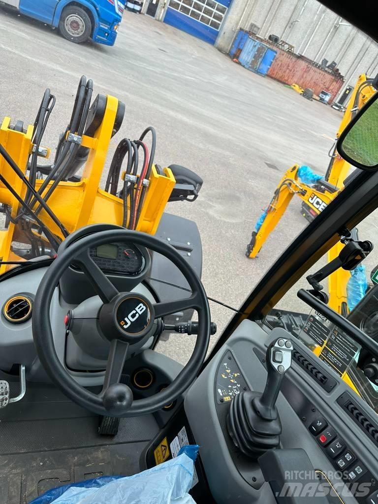 JCB 407 Pyöräkuormaajat