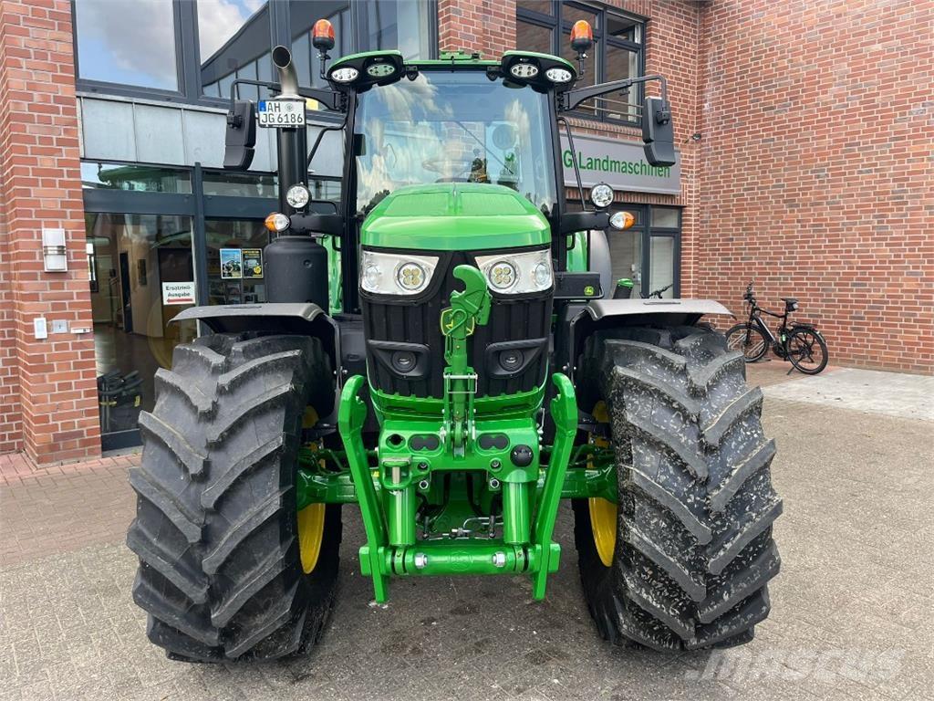 John Deere 6M185 Traktorit
