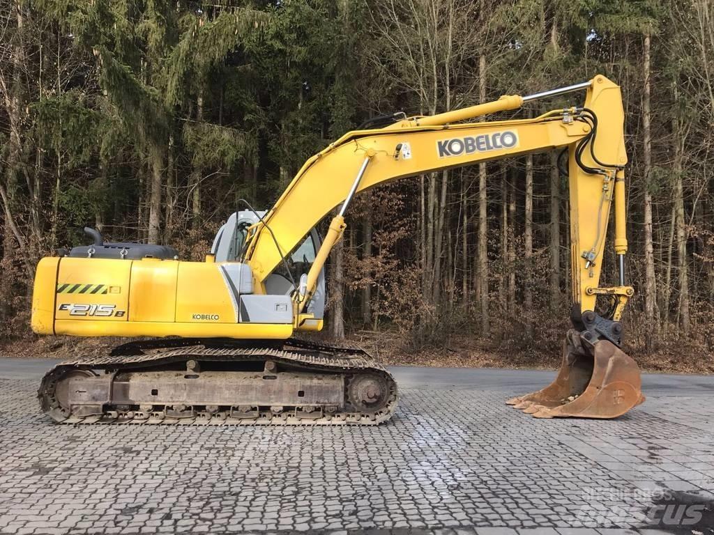 New Holland E 215 B Telakaivukoneet
