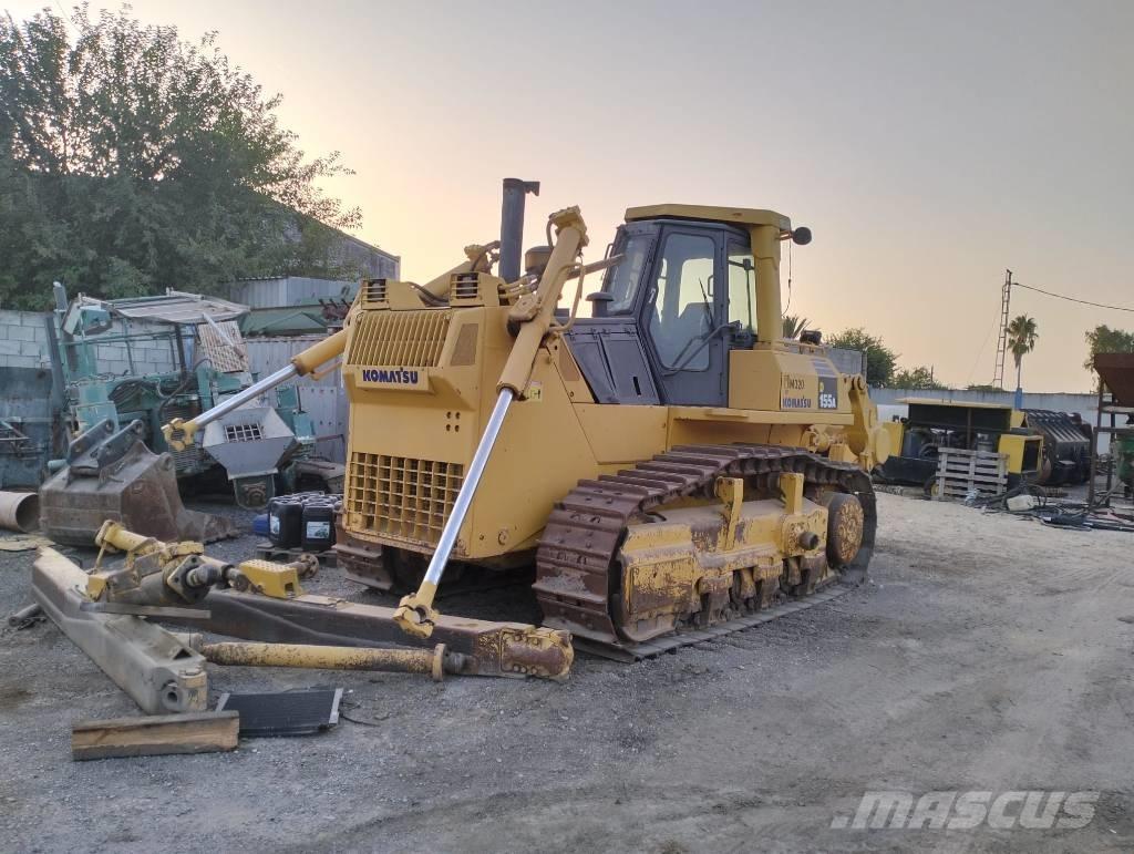 Komatsu D 155 A Telaketjupuskutraktorit
