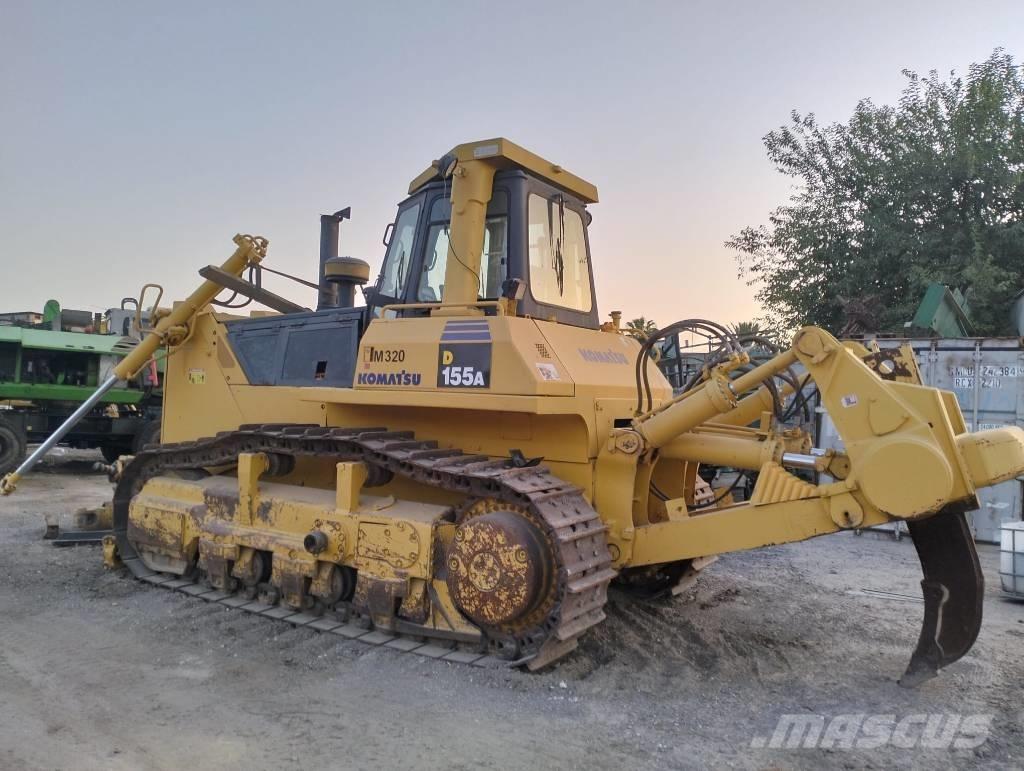 Komatsu D 155 A Telaketjupuskutraktorit