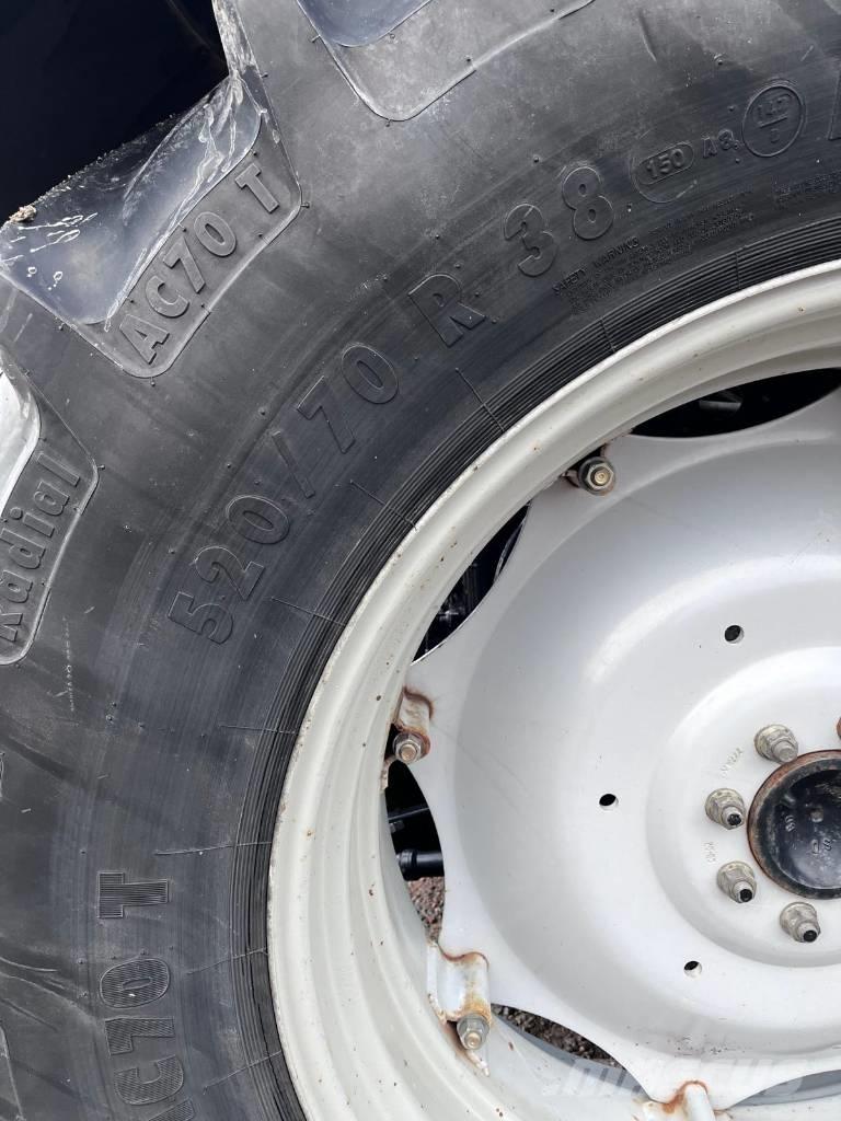 Massey Ferguson 5470 Traktorit