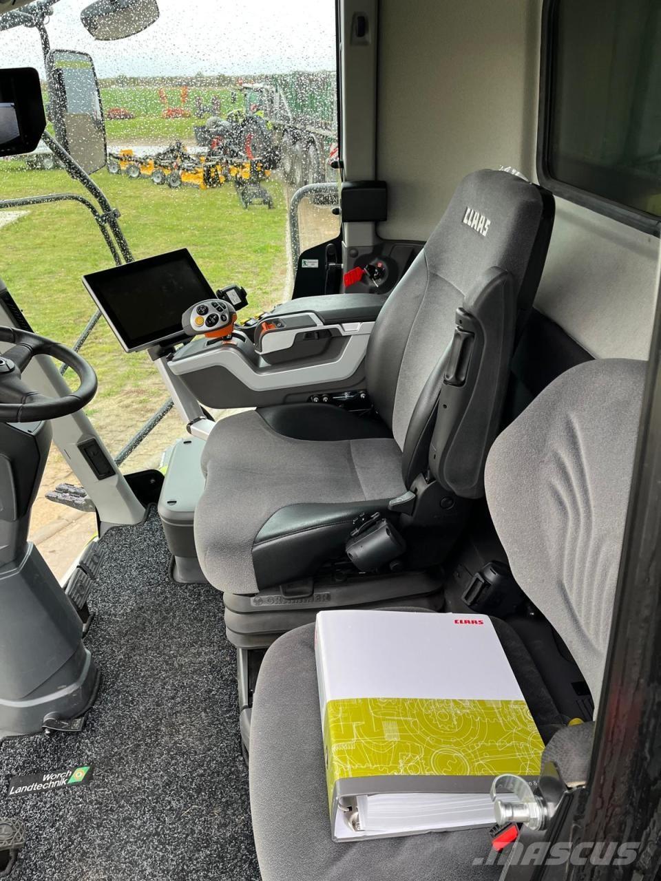 CLAAS Lexion 5300 Leikkuupuimurit