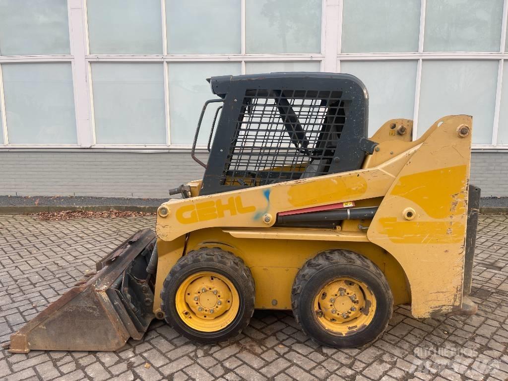 Gehl 3840 E     2015 Liukuohjatut kuormaajat