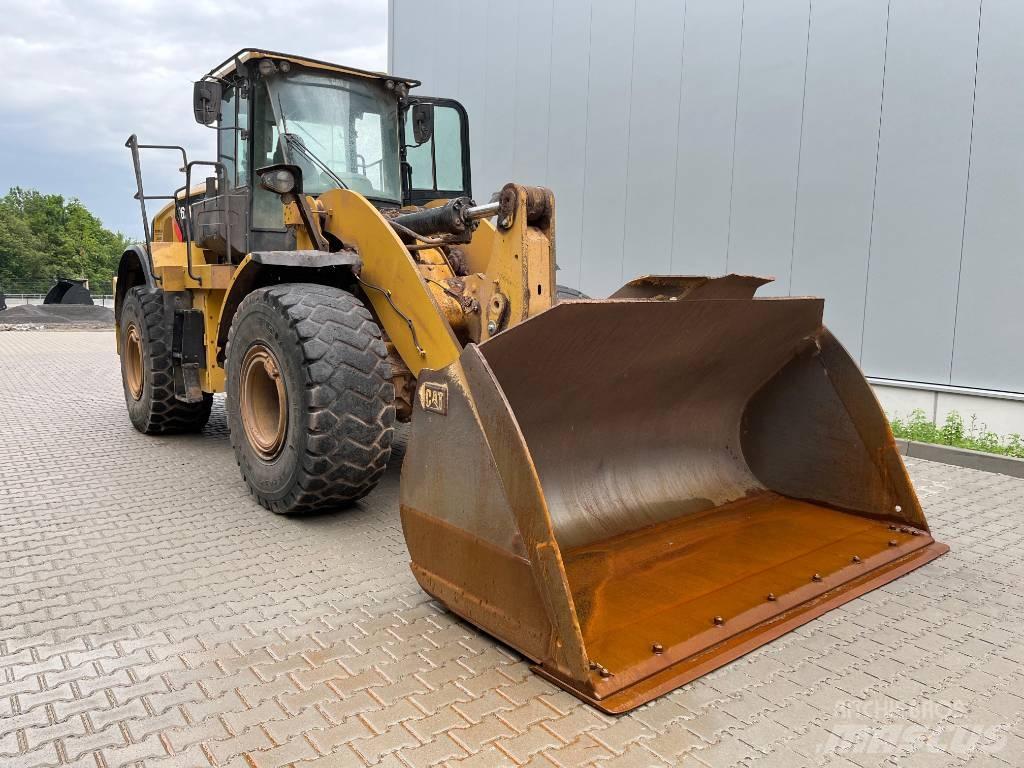 CAT 962 M Pyöräkuormaajat