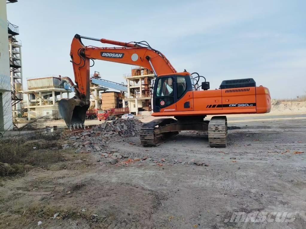 Doosan DX 380 LC Telakaivukoneet