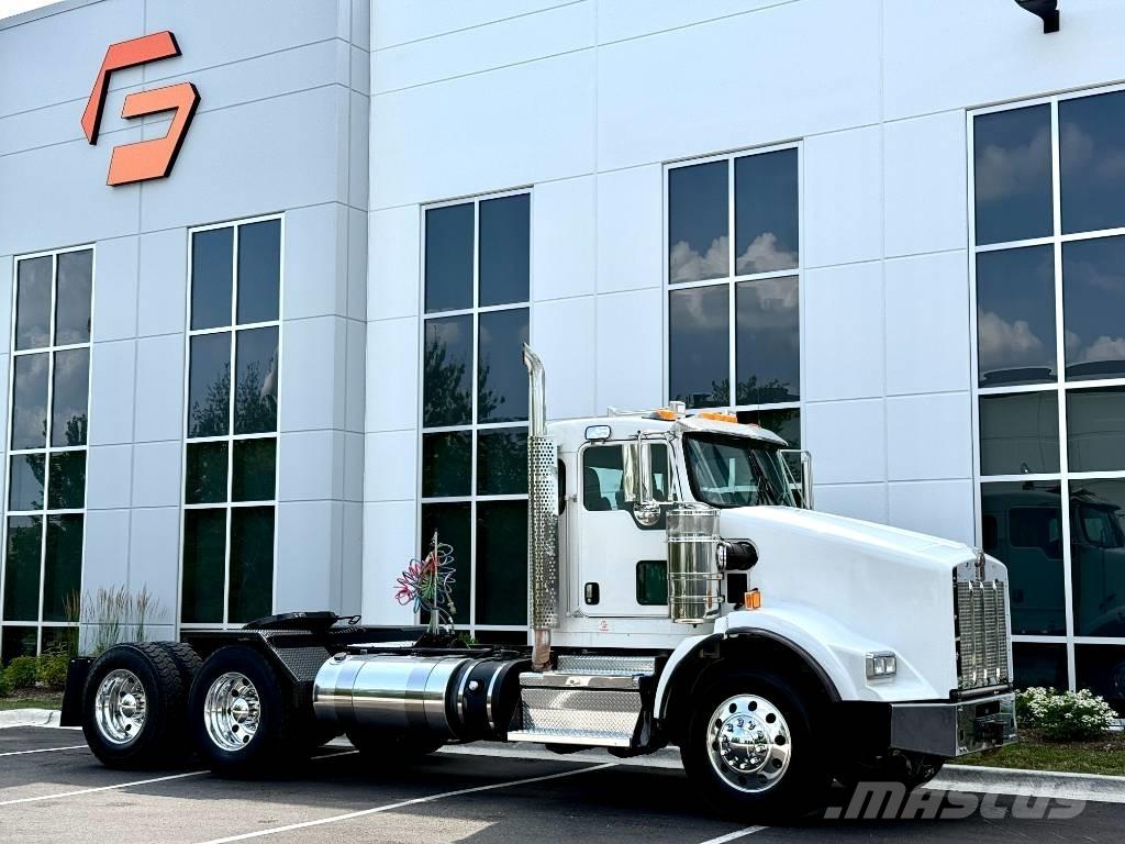 Kenworth T 800 Vetopöytäautot