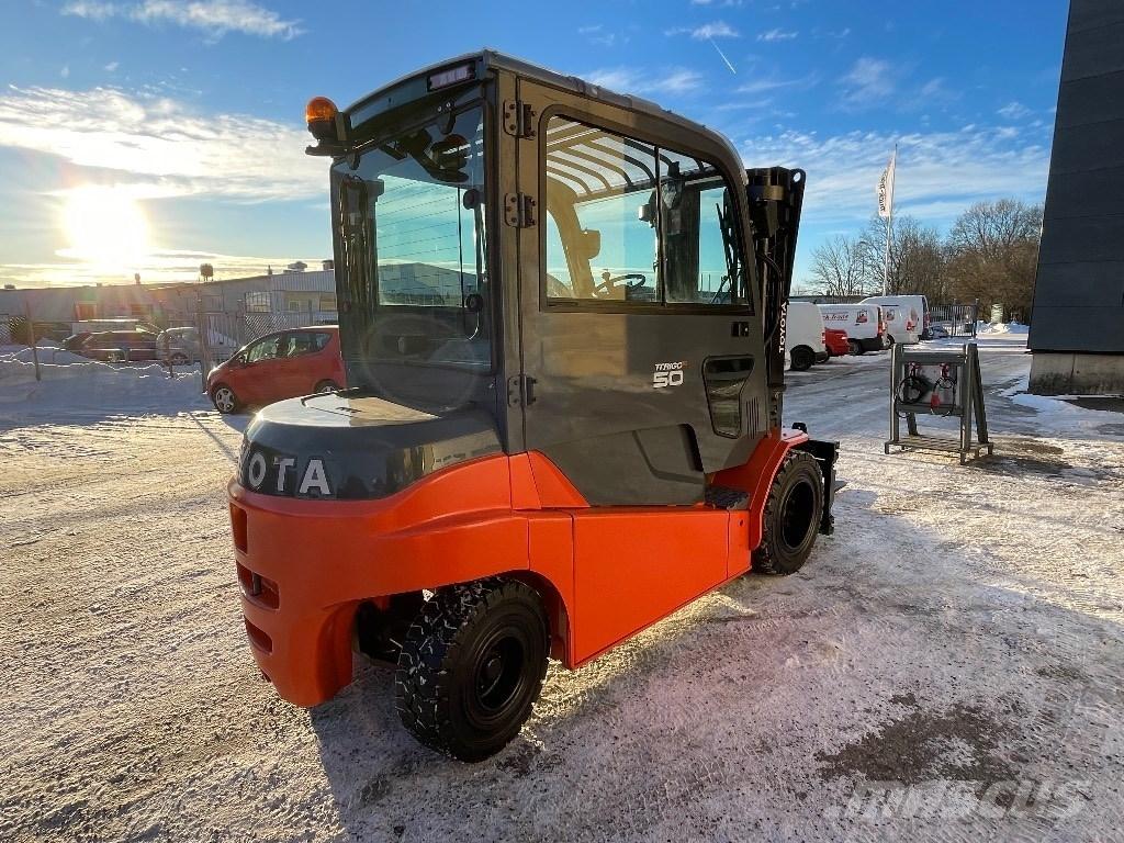 Toyota 8FBMT50 Sähkötrukit