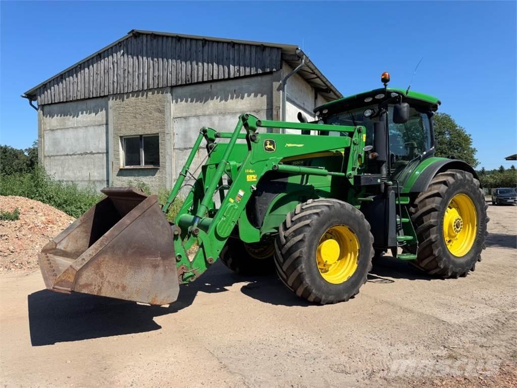 John Deere 7230 r Traktorit
