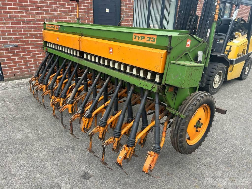 Amazone D7 Type 33 Kylvökoneet
