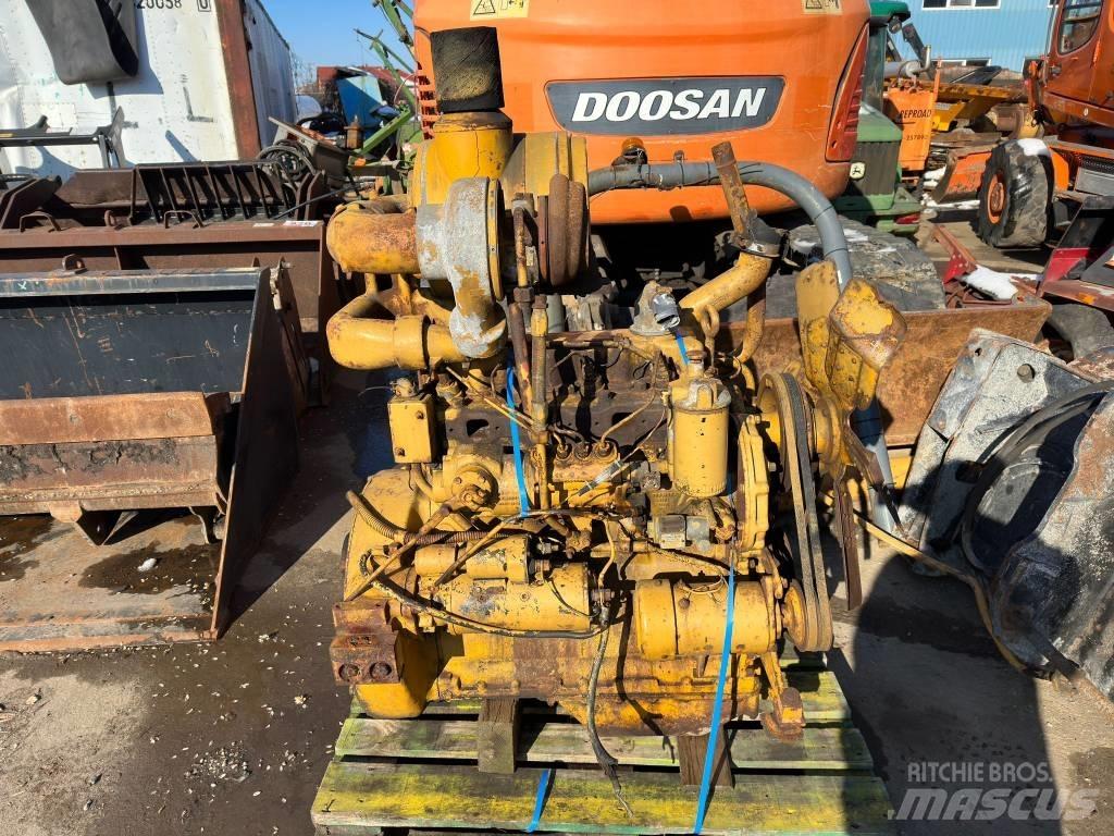 CAT 64J936 Moottorit