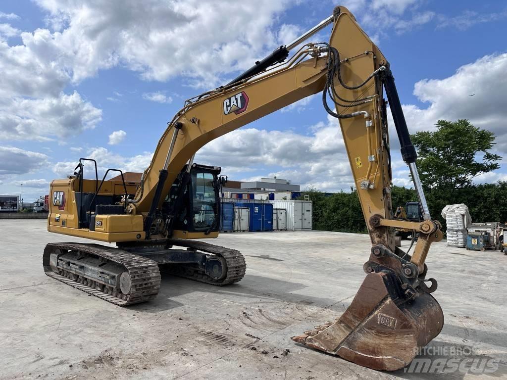 CAT 323 Telakaivukoneet