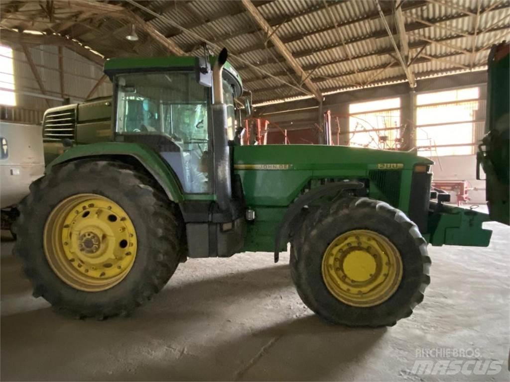 John Deere 8200 Traktorit