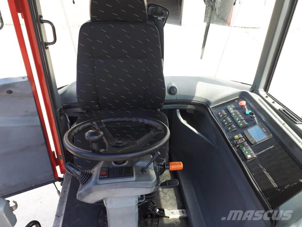 Kalmar TR618i Terminaalitraktorit