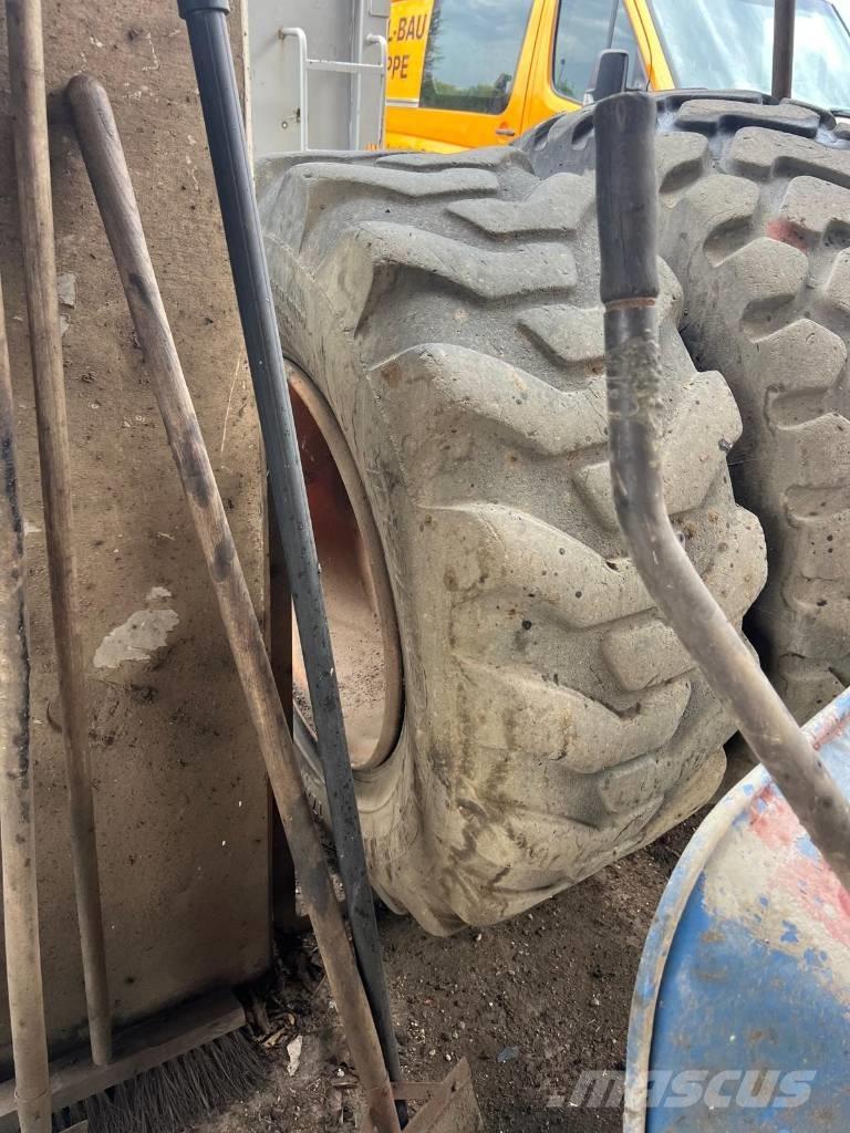 O&K F 156 A Tiehöylät