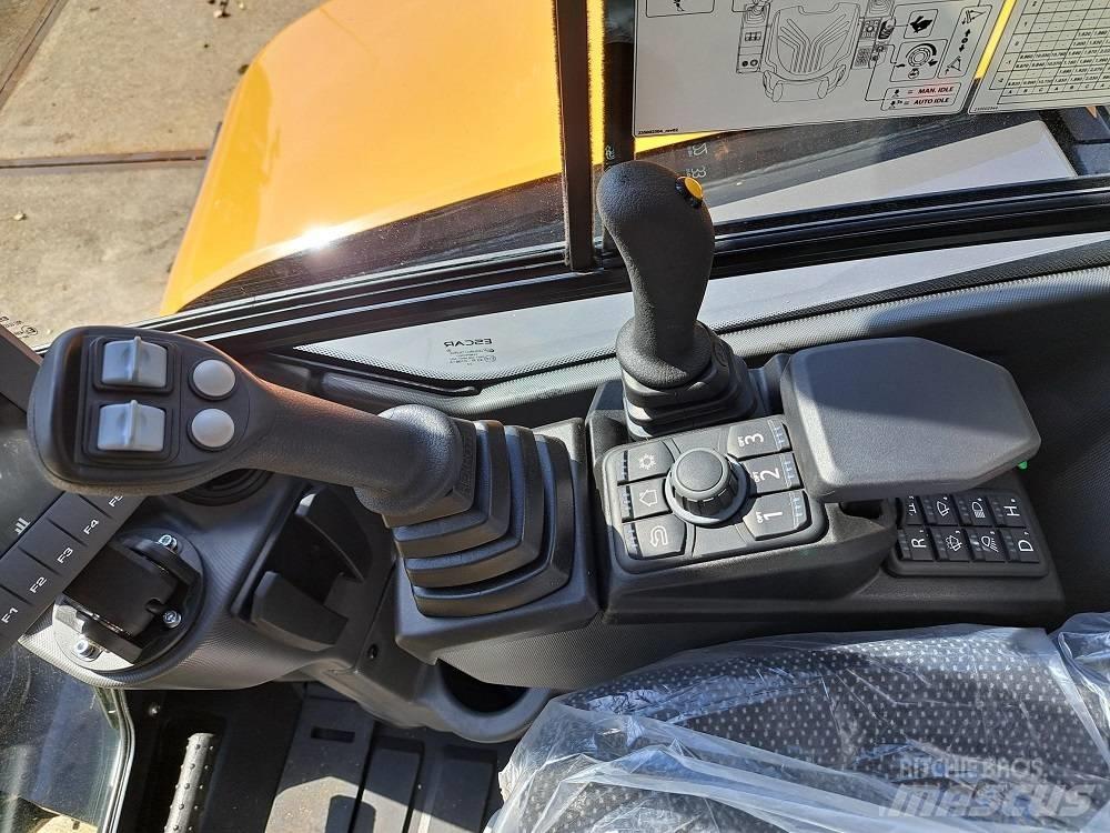 CASE CX50D Minikaivukoneet < 7t