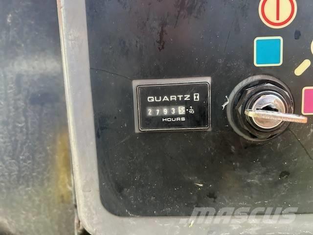 JLG 660 SJ Teleskooppipuominostimet