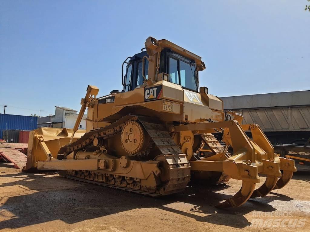 CAT D 6 R XL III Telaketjupuskutraktorit