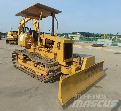 Mitsubishi BD2F Telaketjupuskutraktorit