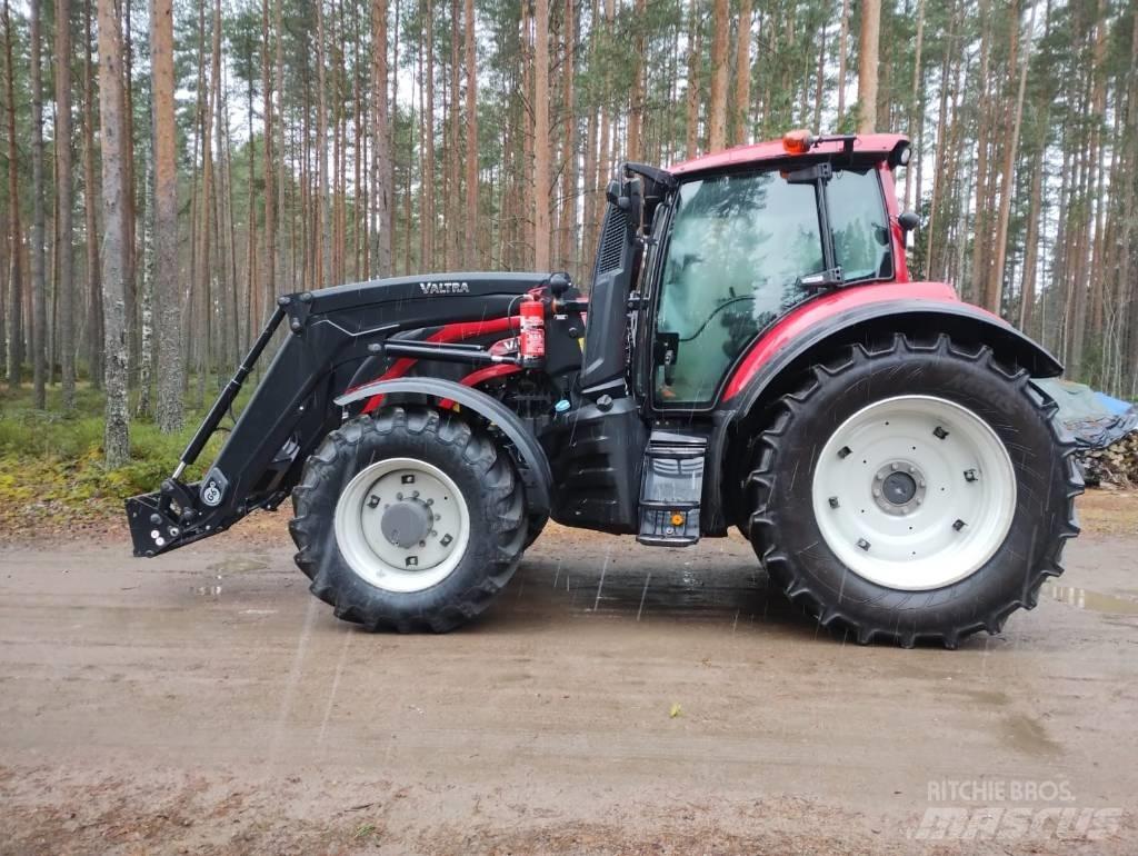 Valtra T234 Active Traktorit