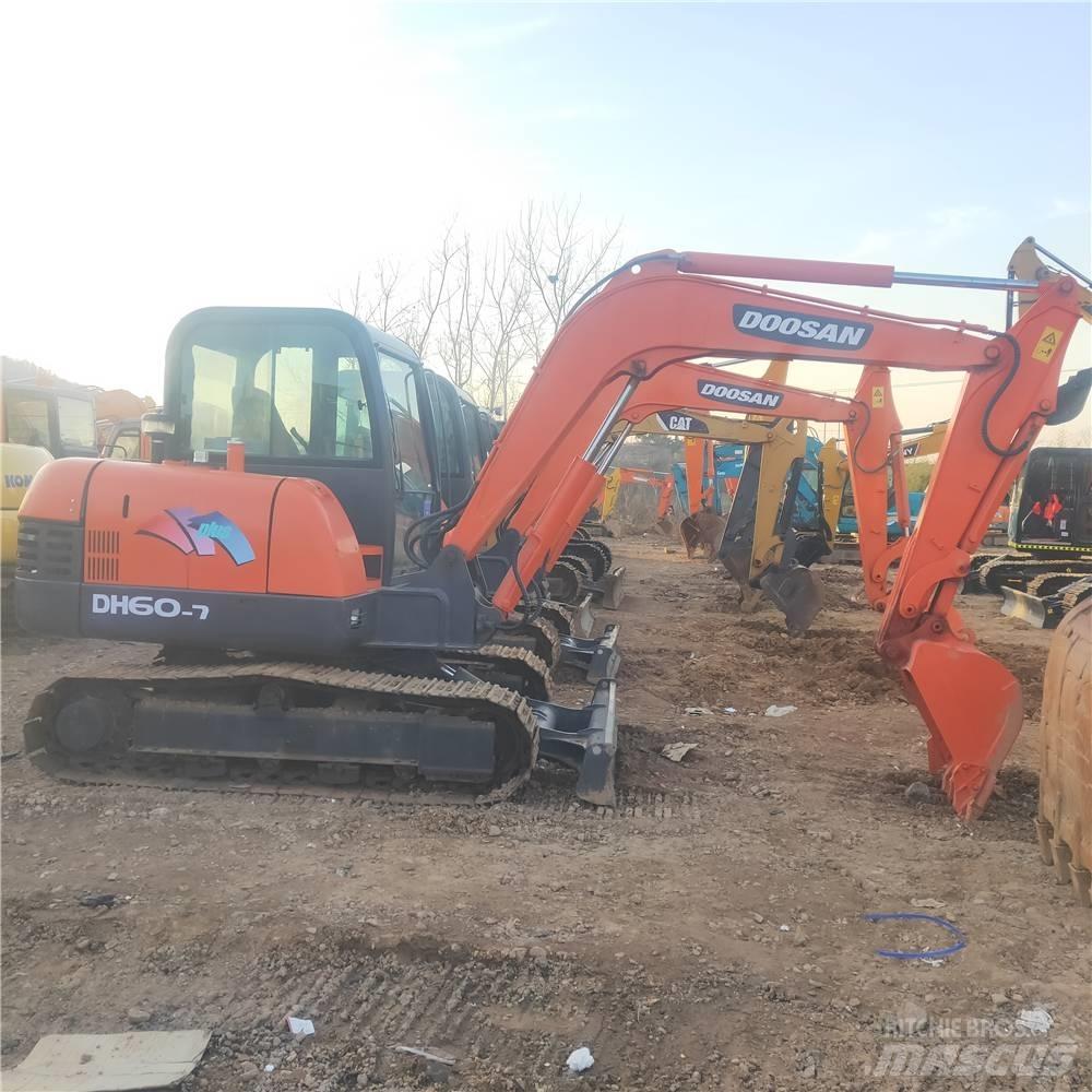 Doosan DH60-7 Telakaivukoneet