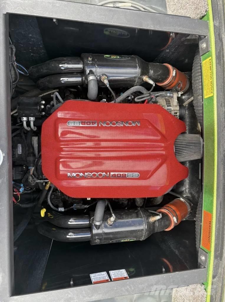  Malibu 23 LSV Veneet, proomut ja ponttoonit