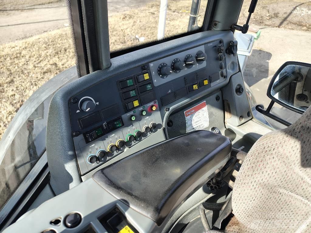 Valtra C120 Traktorit
