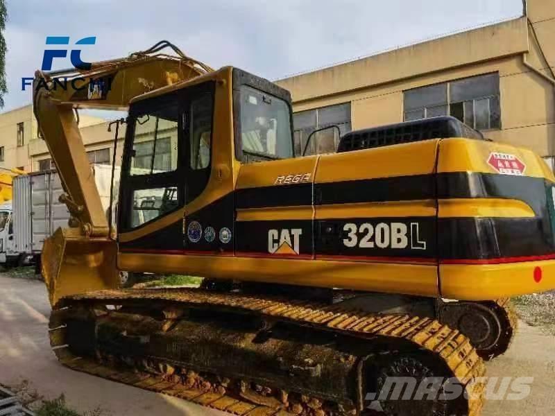 CAT 320 B L Telakaivukoneet