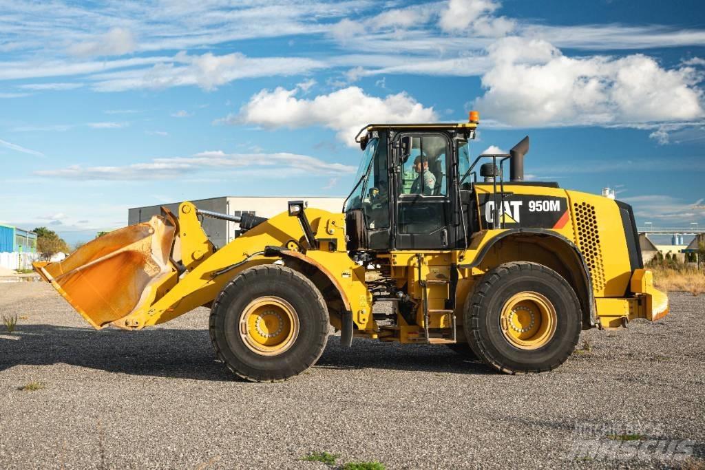 CAT 950M Pyöräkuormaajat