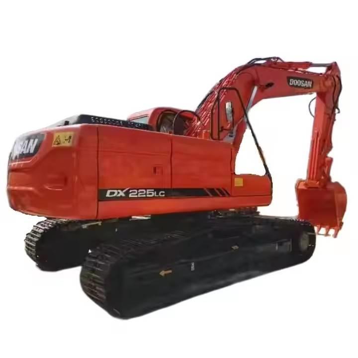 Doosan DX 225 LC Telakaivukoneet
