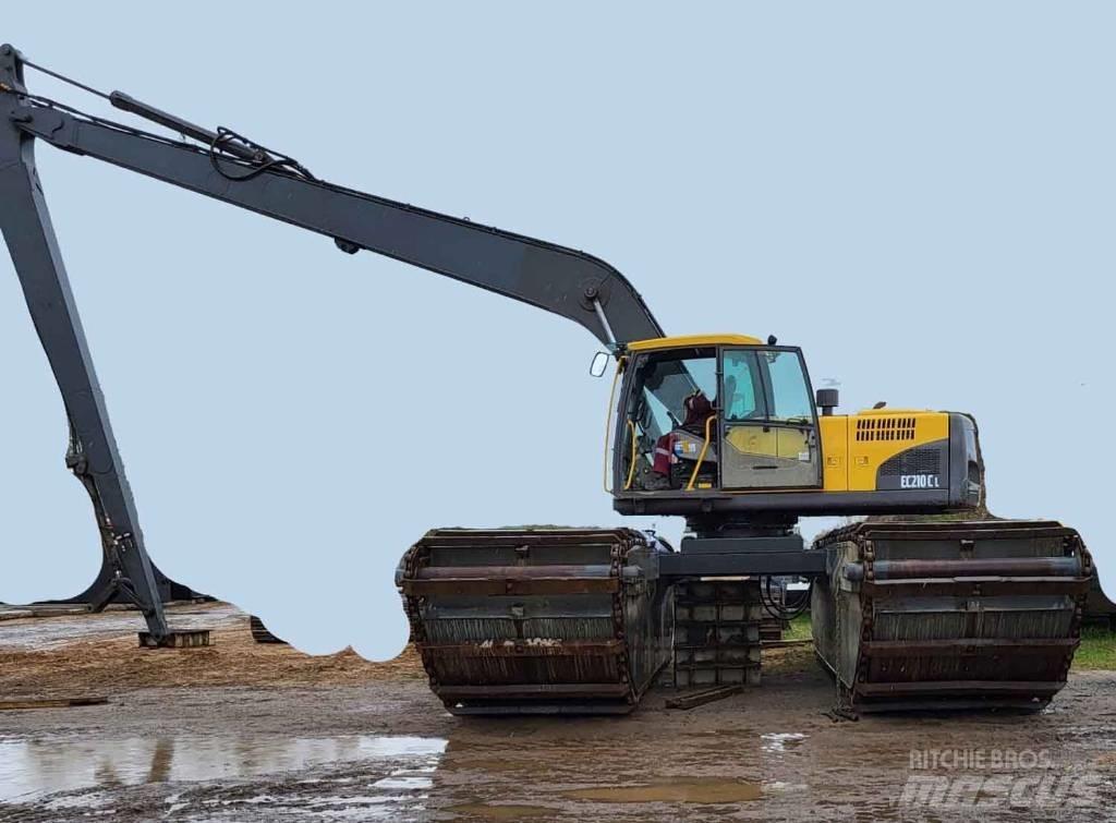 Volvo EC 210 C L Amfibio-kaivinkoneet