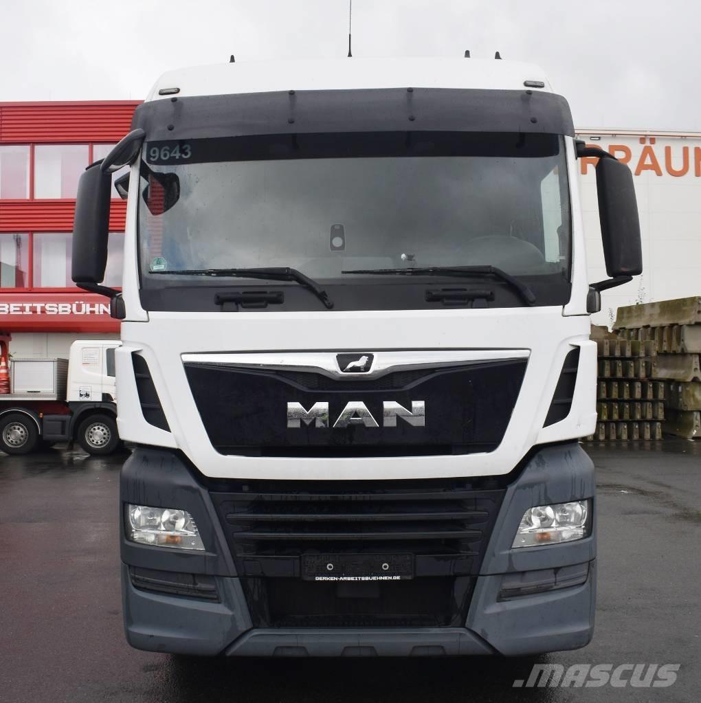 MAN TGX 18.420 Vetopöytäautot