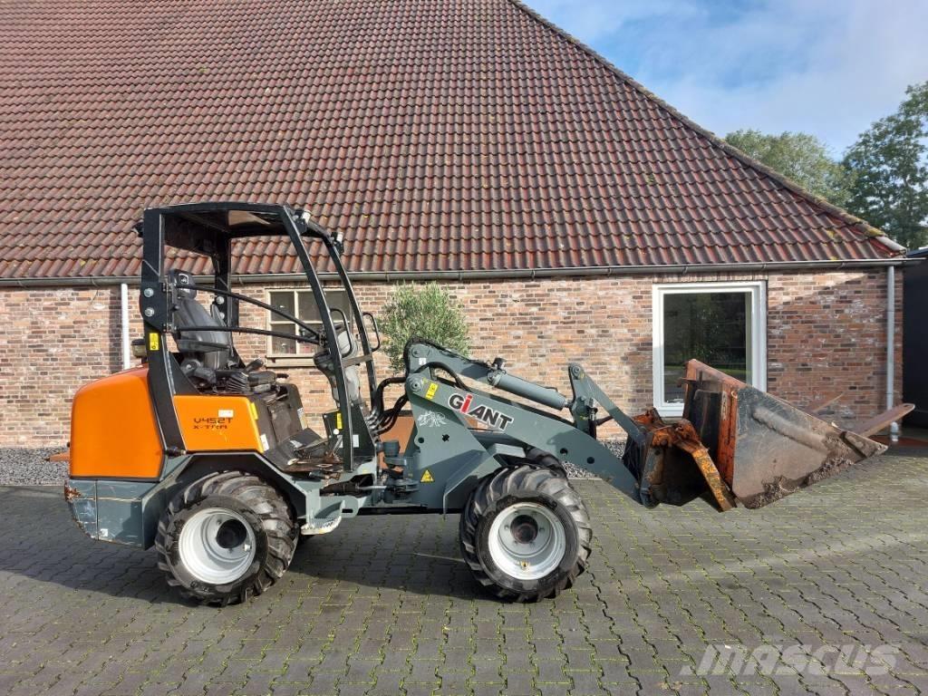 GiANT V 452 T X-tra Pienkuormaajat