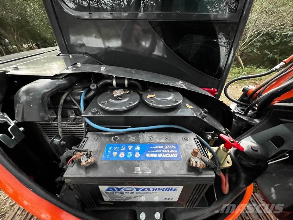 Hitachi ZX 50 U Minikaivukoneet < 7t