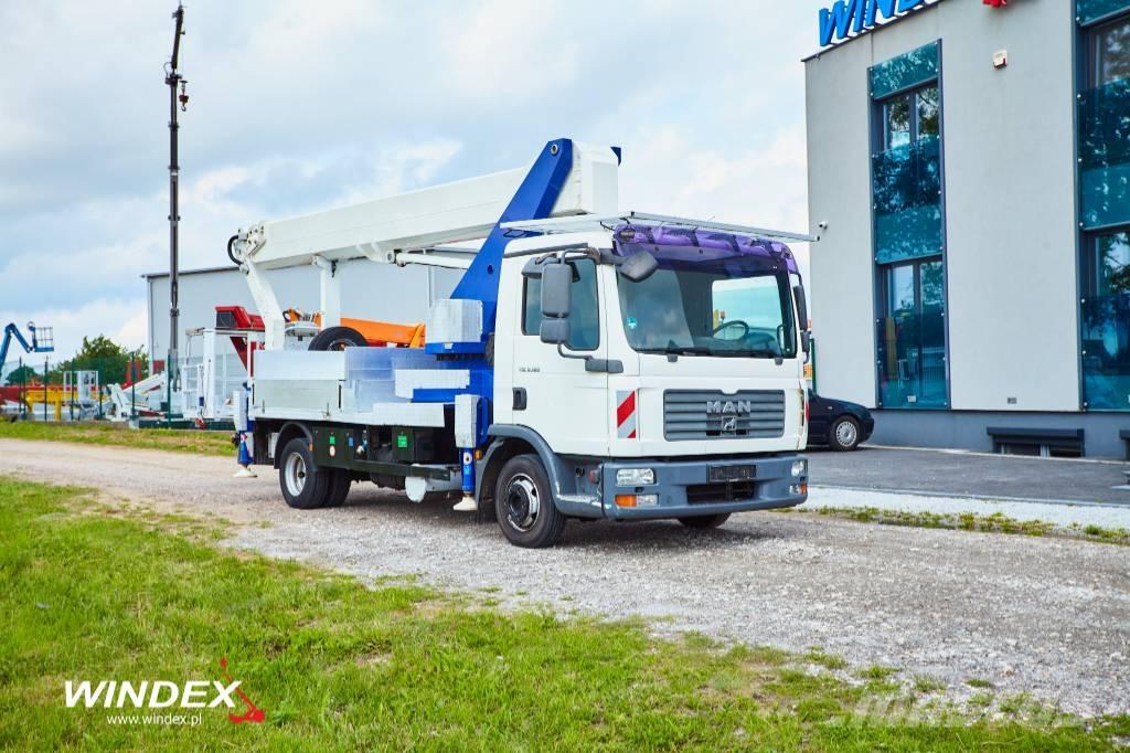 Wumag WT 300 Nostolava-autot