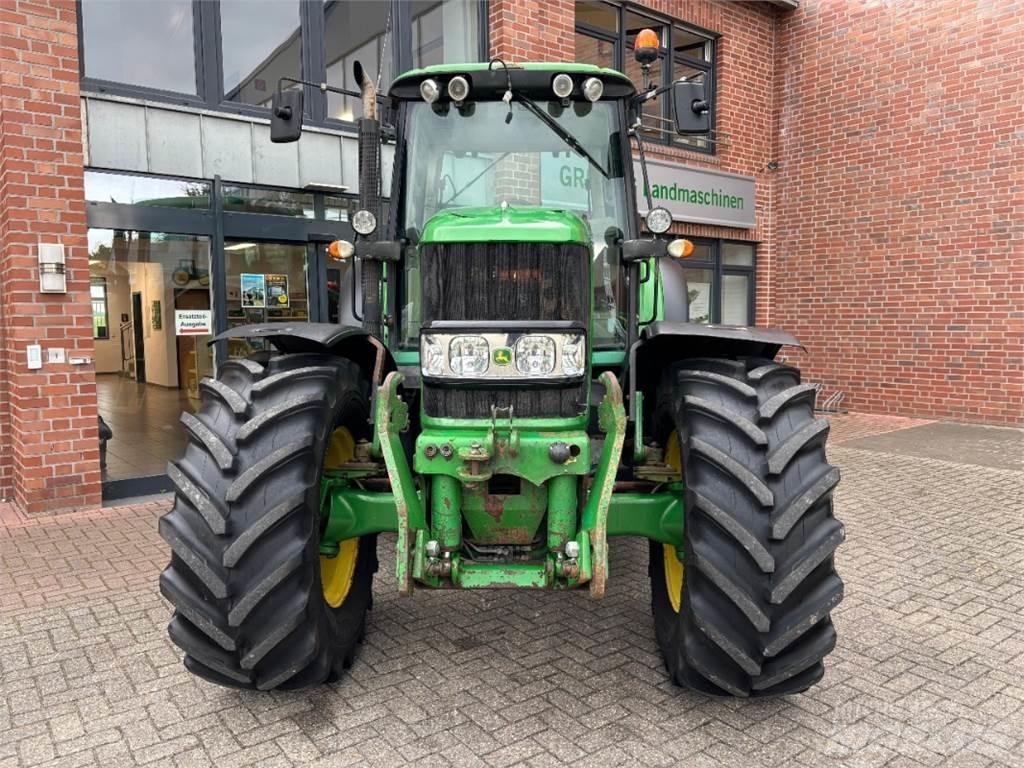 John Deere 6830 Traktorit