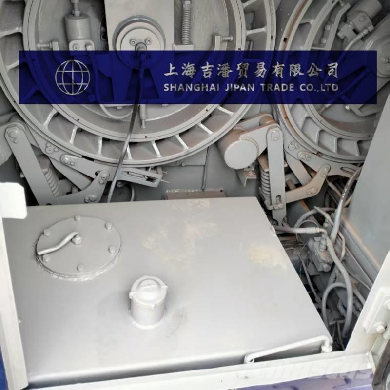 Kobelco 7065 Tela-alustaiset nosturit