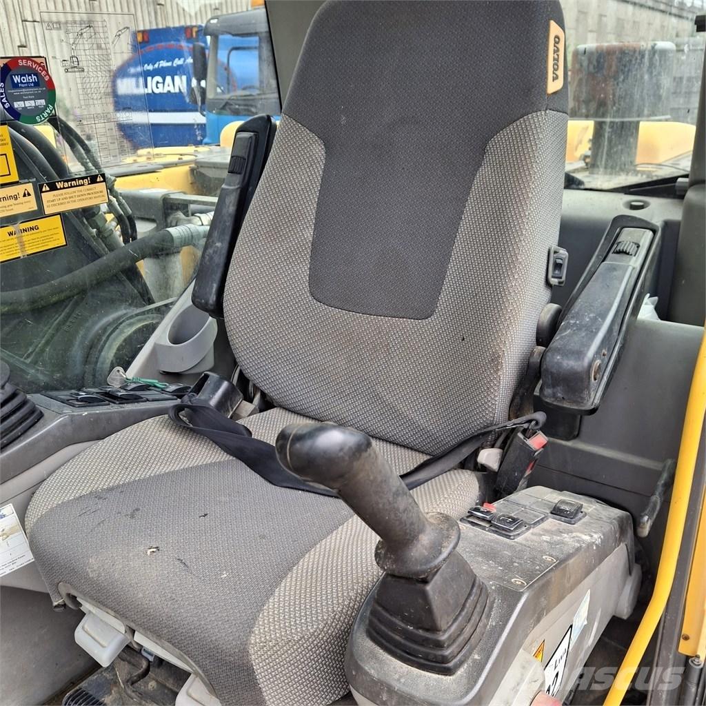 Volvo EC 210 C L Telakaivukoneet