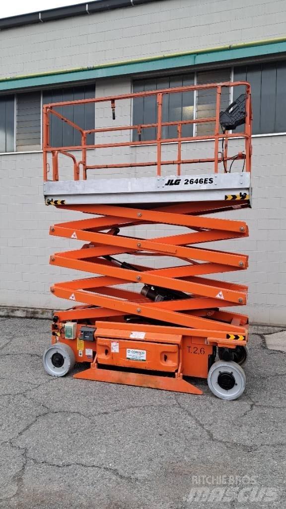 JLG 2646 ES Saksilavat