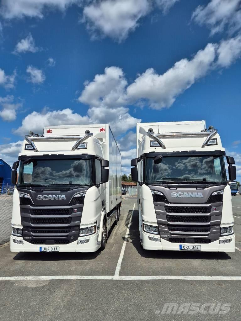 Scania 560R Umpikorikuorma-autot
