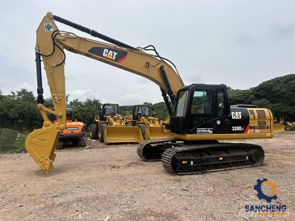 CAT 320 D 2 L Telakaivukoneet