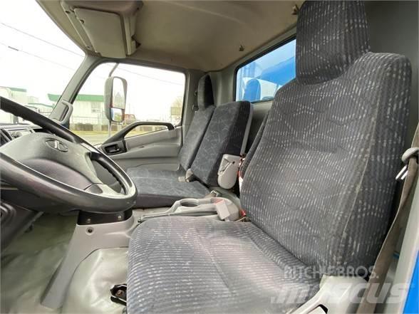 Hino 195 Juomien jakeluautot