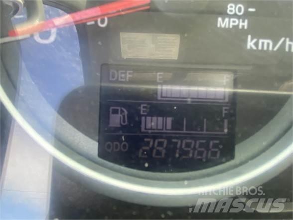 Hino 338 Umpikorikuorma-autot
