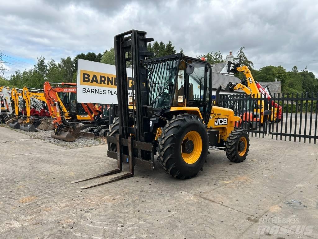 JCB 926 RTFL Maastotrukit