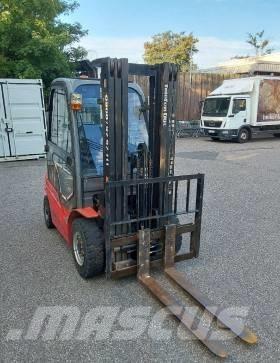 Manitou MI 25 Dieseltrukit